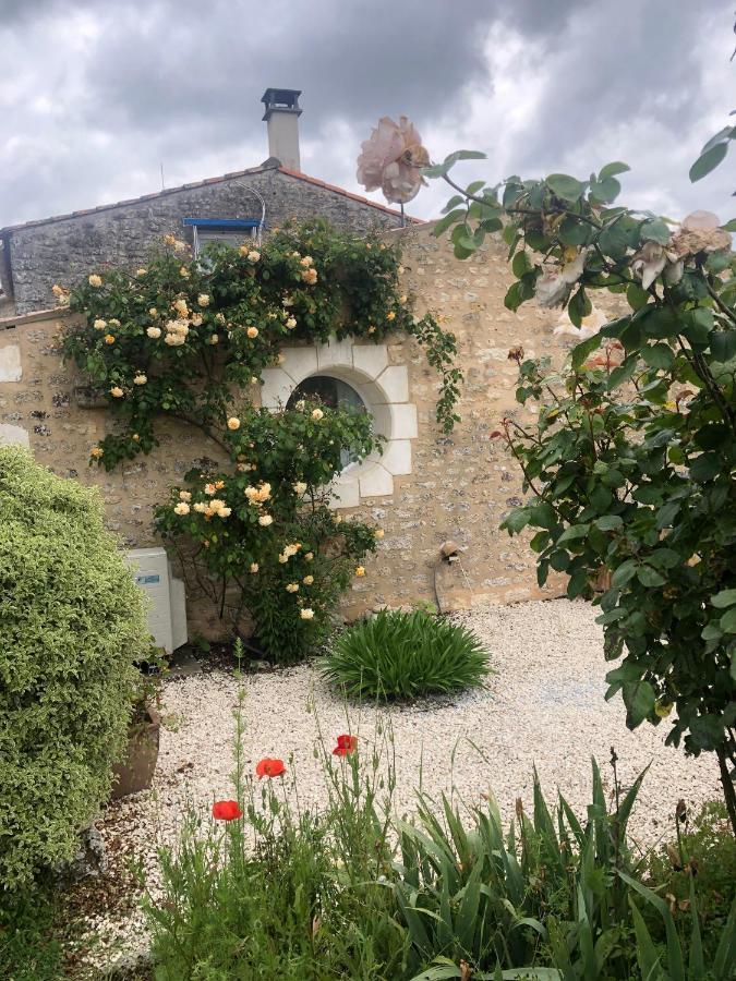 Maison Althea Rosea - 3 Chambres Et Piscine Nieulle-sur-Seudre Εξωτερικό φωτογραφία